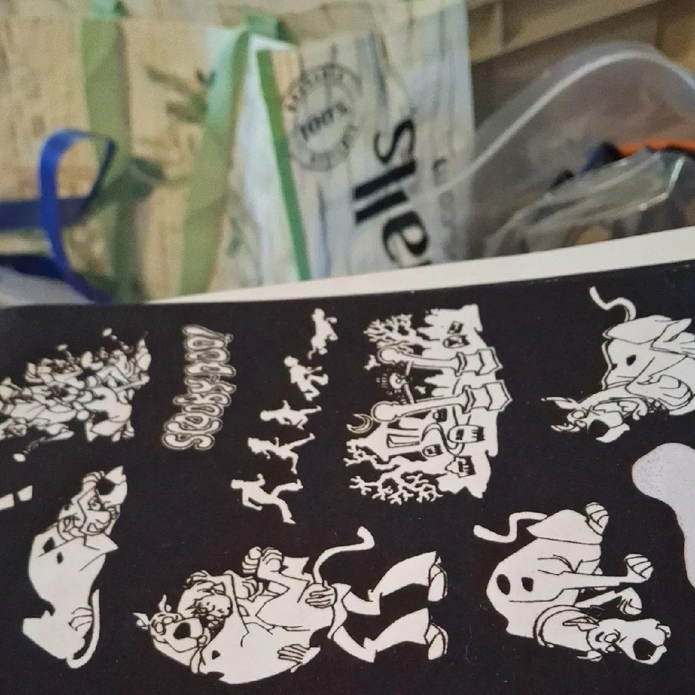 Scooby Doo Velvet Sticker Set - Picture 3 of 4